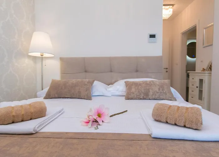 Sunshine Apartment Makarska